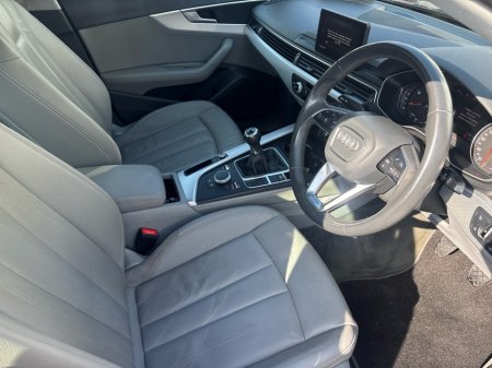 2017 Audi A4 - thumbnail 6