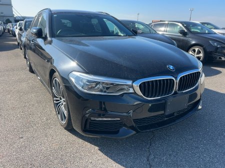 2018 BMW 5 Series - view 2
