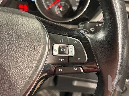 2020 Volkswagen Touran 1.4 AUTOMATIC - 7 SEATER - ALLOY WHEELS - REAR CAMERA - COMFORT LINE €24,950 thumbnail