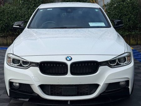 2015 BMW 3 Series 320d M-SPORT COMPETITION // HEADS-UP DISPLAY // LEATHER M-SPORT INTERIOR // REVERSE CAMERA €18,750 thumbnail