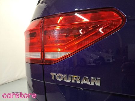 2016 Volkswagen Touran 1.4 TSI €17,880 thumbnail