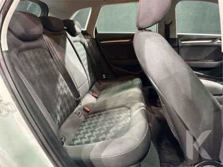 2016 Audi A3 1.4 TFSI - ALLOY WHEELS - MULTI FUNCTION STEERING WHEEL - CRUISE CONTROL - REVERSE CAMERA €14,950 thumbnail