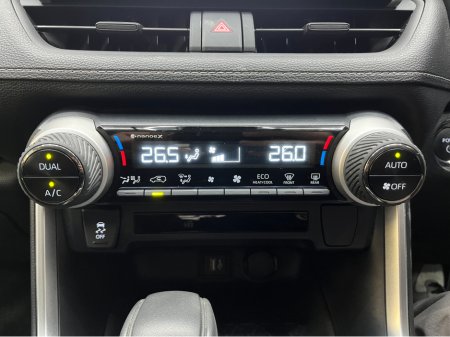 2024 Toyota Rav4 €45950 2024 TOYOTA RAV4 HYBRID X 2.5 AUTOMATIC / CRUISE CONTROL / REVERSE CAMERA AND MORE €45,950 thumbnail