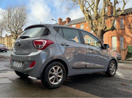 2015 Hyundai i10 1.0 Petrol Deluxe, Only 87kms! New Nct 02/2027, Ideal Starter Car, 5 Door, Cheap Tax & Insurance, Bluetooth, Cruise Control, A/C, Alloys, Service & Warranty Included, SIMI Dealer, €7,950 thumbnail
