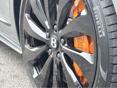 2026 Bentley Flying Spur - thumbnail 18