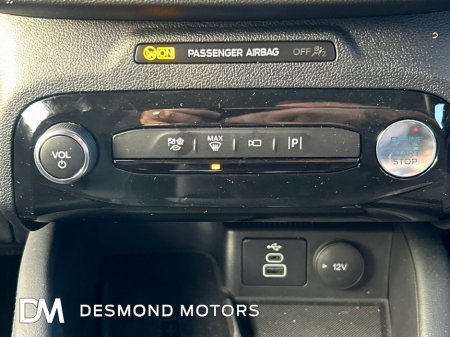 2025 Ford Kuga ACTIVE PHEV CVT €39,500 thumbnail