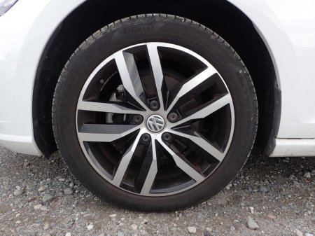 2019 Volkswagen Golf 1.4 Highline €19,850 thumbnail