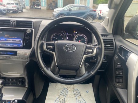 2018 Toyota Landcruiser 2.8 BUSINESS EDITION 5DR A €49,495