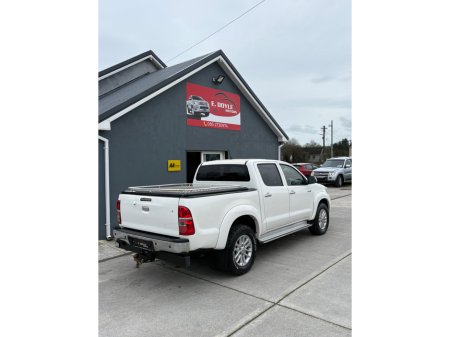 2015 Toyota Hilux 2.5 D-4D ICON D/C 142HP 4 4DR €17,950 thumbnail