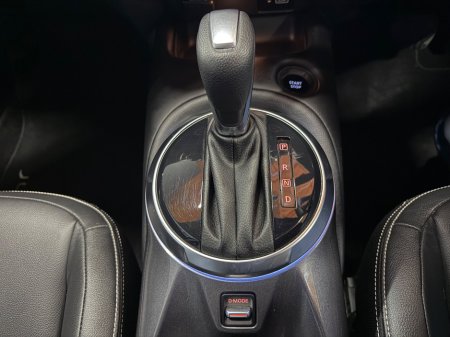 2023 Nissan Juke - thumbnail 14