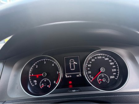 2016 Volkswagen Golf TRENDLINE 1.6 TDI MANUAL 5SPEED 5DR 90 90HP €13,450 thumbnail