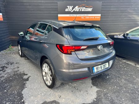 2016 Opel Astra - thumbnail 4