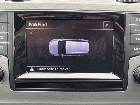 2016 Volkswagen Golf - thumbnail 24