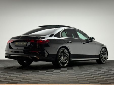 2025 Mercedes-Benz E Class E220D AMG LINE PREMIUM *PAN ROOF* €79,990 thumbnail