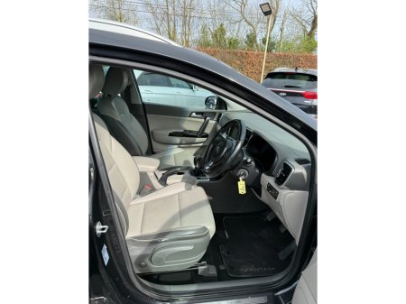 2017 Kia Sportage - thumbnail 13