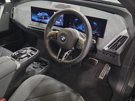 2025 BMW iX - photo 6