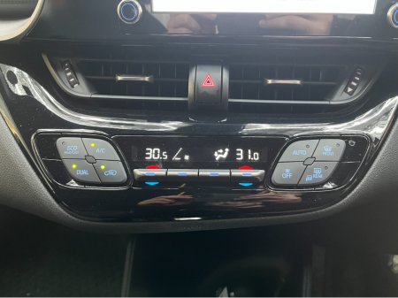 2020 Toyota C-HR - thumbnail 18