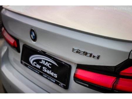 2021 BMW 5 Series - thumbnail 10