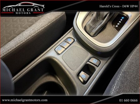 2023 Toyota Yaris Cross 1.5 HYBRID CVT AUTOMATIC LUNA 1 OWNER IRISH CAR €24,900 thumbnail