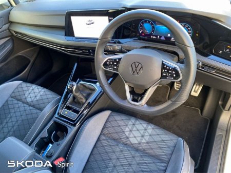 2023 Volkswagen Golf R-Line 1.5TSI 130bhp €31,950 thumbnail