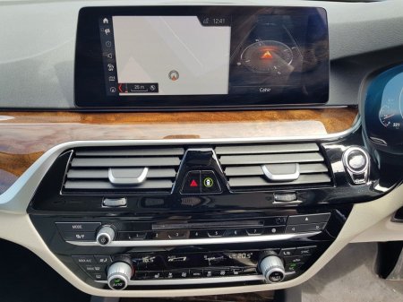 2019 BMW 5 Series - thumbnail 19