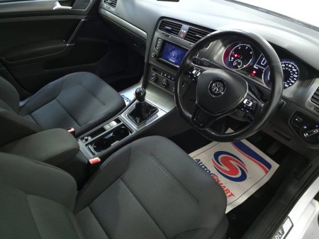 2013 Volkswagen Golf 1.6 TDI 105BHP BLUEMOTION €9,950 thumbnail