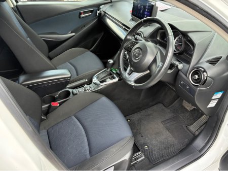 2015 Mazda Demio - thumbnail 7