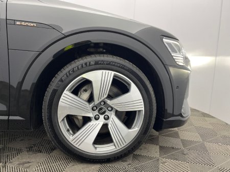 2022 Audi e-tron S LINE 55 QUATTRO SPORTBACK // 95KwH BATTERY €34,995 thumbnail