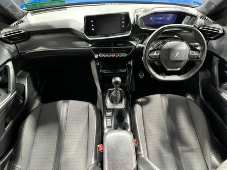 2023 Peugeot 2008 - thumbnail 9