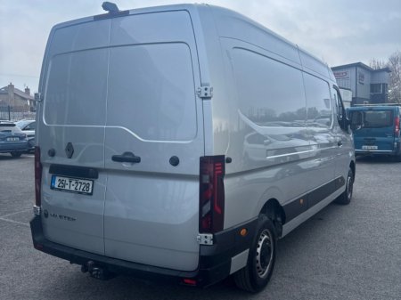 2025 Renault Master - thumbnail 8