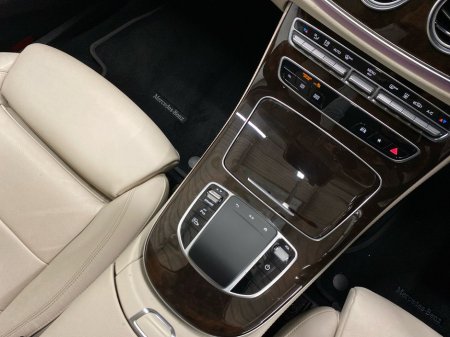 2021 Mercedes-Benz E Class - thumbnail 15