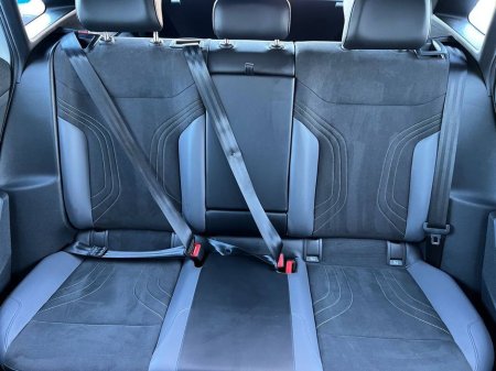 2022 Volkswagen ID.4 - thumbnail 12