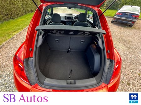 2016 Volkswagen Beetle - thumbnail 9