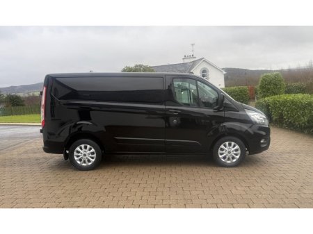 2022 Ford Transit Custom CUSTOM 300 LIMITED EDITION P/V ECOBLUE €20,850 thumbnail