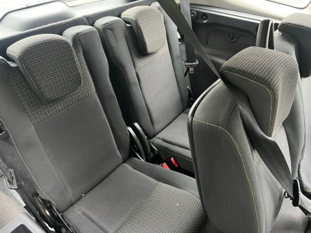 2010 Renault Grand Scenic 1.5 DCI 110 ECO2 DYNAMIQUE €3,950 thumbnail