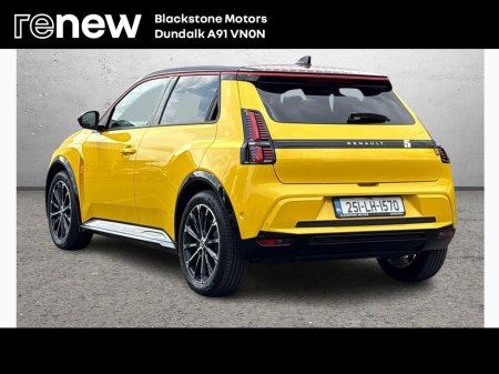 2025 Renault 5 EV52 kwh 150hp Iconic €31,950