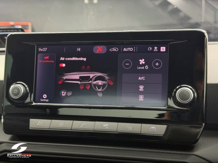 2024 SEAT Leon (241) SE PLUS 1.0 TSI 110HP €22,995 thumbnail