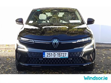 2025 Renault Megane - thumbnail 9