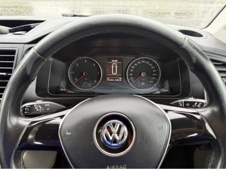 2019 Volkswagen Transporter ONE OWNER VAT RECEIPT AVAILABLE €16,950 thumbnail