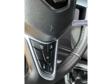 2023 Renault Clio - thumbnail 3