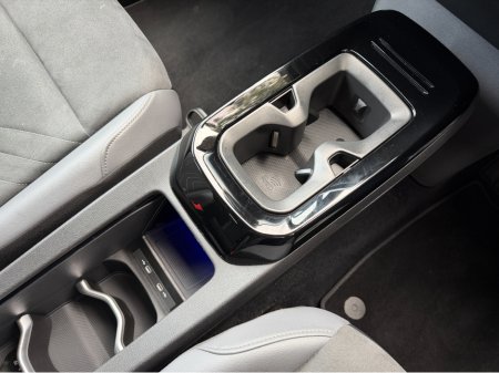 2023 Volkswagen ID.4 - thumbnail 19