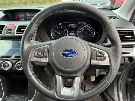 2016 Subaru Forester - thumbnail 9
