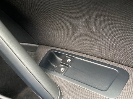 2019 Volkswagen Golf - thumbnail 28