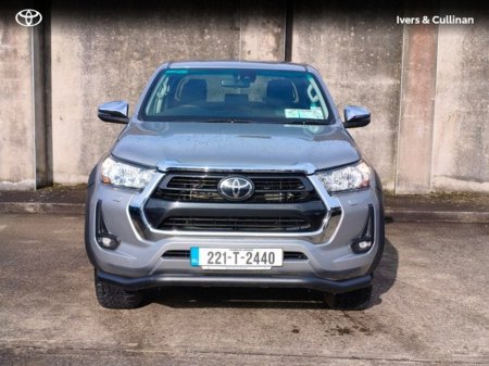 2022 Toyota Hilux - thumbnail 4