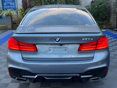 2017 BMW 5 Series 530e M-SPORT COMPETITION 2.0 * HUGE SPEC * // FULL SERVICE HISTORY // LOW MILEAGE // OPENING SUNROOF // MASSAGE LEATHER SEATS €27,900 thumbnail