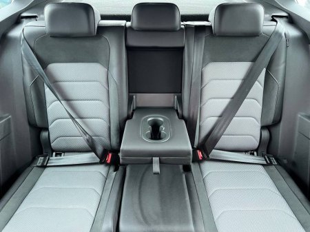 2019 Volkswagen Tiguan - thumbnail 12