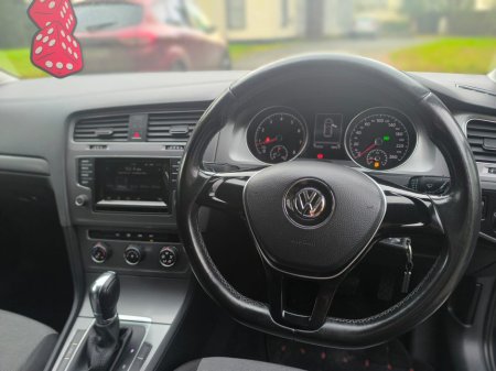 2014 Volkswagen Golf - thumbnail 17
