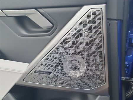 2026 BMW M5  thumbnail