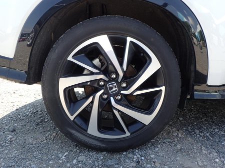 2017 Honda Vezel RS Honda Sensing €17,750