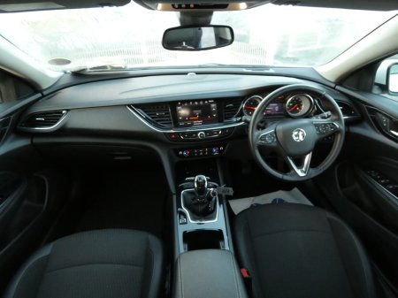 2017 Vauxhall Insignia  €7,925 thumbnail